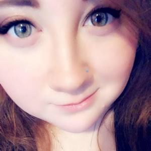 Meet your Posher, Cecelia